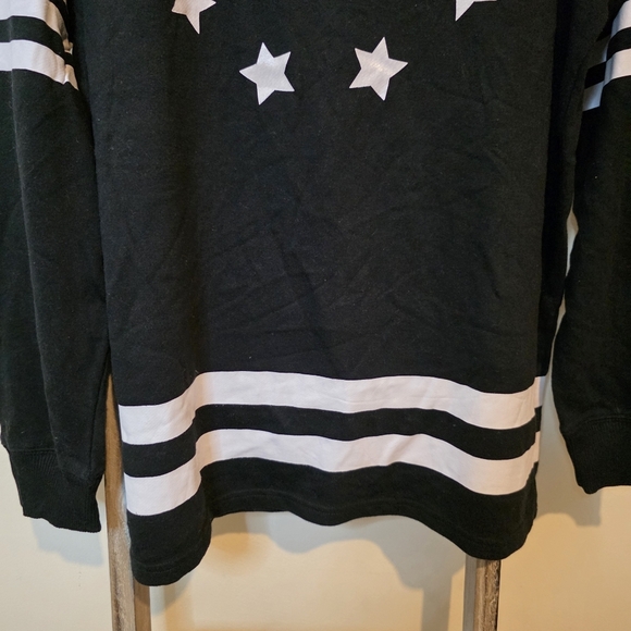 ⭐️40% Off⭐️ Vintage Bleecker & Mercer Sport & Rec. Club Oversized Sweatshirt - Picture 3 of 10